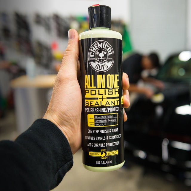 V4 All - in - One Polish &amp; Sealant - The Car Care Hub